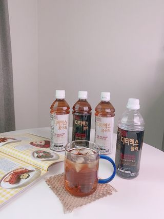 이도 발효한차 디티엑스 음료500ml 2종set 총 40개입블랙 20개입+화이트 20개입 — 5점을 준 리뷰어가 2021년 8월 올린 사용 사진