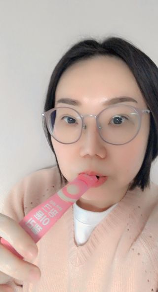 [인디닥터] 면역 생생 핑크 이뮨 젤리 — 4.5점을 준 리뷰어가 2022년 4월 올린 사용 사진