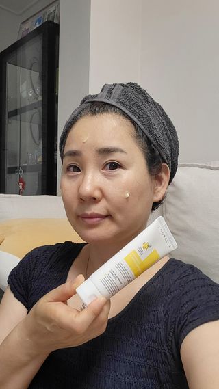 랑벨 비타 에너지 잡티 크림 75ml (피부 속 기미완화크림) — 5점을 준 리뷰어가 2022년 6월 올린 사용 사진