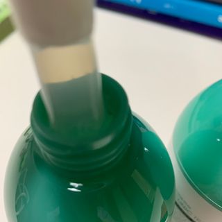 썸헤어 / SUMHAIR 썸헤어 데미지 클리닉 샴푸+트리트먼트 네롤리&민트티 — 4점을 준 리뷰어가 2021년 5월 올린 사용 사진