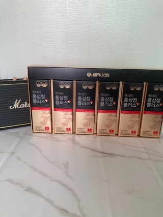 서울약사신협_투데이홍삼정플러스스틱_10g x 60포 — 5점을 준 리뷰어가 2021년 6월 올린 사용 사진