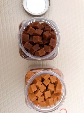 페페로니 진짜 오메가3 연어+소고기 180g+180g — 5점을 준 리뷰어가 2021년 7월 올린 사용 사진