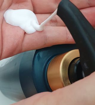 [포레스트스토리] 탈모증상완화 샴푸 1,000ml — 4.5점을 준 리뷰어가 2022년 8월 올린 사용 사진