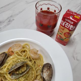[롯데칠성] 야채듬뿍 더'진한 [롯데칠성] 야채는 이제 COLORFULL! 야채듬뿍  더 진한 레드 4개 +퍼플 4개 (총 8개) — 5점을 준 리뷰어가 2023년 6월 올린 사용 사진