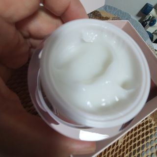 프리마인 바르기만 하면 철벽 스킨케어+24시간 마스크팩 효과. 셀라브 리제너레이팅 시스템 부스터+크림 세트 — 5점을 준 리뷰어가 2023년 5월 올린 사용 사진