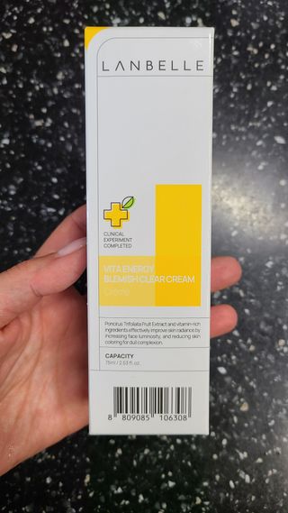 랑벨 비타 에너지 잡티 크림 75ml (피부 속 기미완화크림) — 5점을 준 리뷰어가 2022년 5월 올린 사용 사진