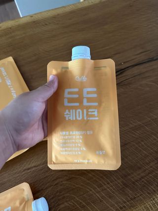 [덜다] 든든 식물성 단백질 쉐이크 40g X 7입 (곡물/딸기) — 5점을 준 리뷰어가 2023년 8월 올린 사용 사진