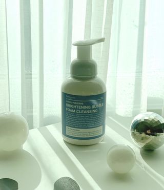 약손명가코스메틱 에오스보떼 브라이트닝 버블 폼 클렌징 300ml — 5점을 준 리뷰어가 2022년 3월 올린 사용 사진