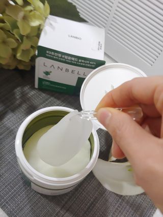 랑벨 랑바이오 블랙 시카 퀵 패드 100매 (3초 쿨링/3분 흡수, 블랙비 프로폴리스/시카 4종 함유, 대용량) — 5점을 준 리뷰어가 2022년 3월 올린 사용 사진