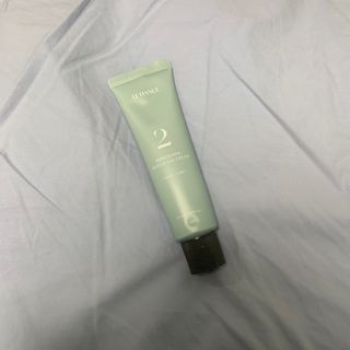르핸스 퍼포밍 2 핸드&네일 비반트포렛/베티버포그 — 5점을 준 리뷰어가 2023년 3월 올린 사용 사진