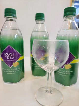 몽베스트 Montbest with Sparkling water Lemon OR Lime 20병(랜덤) — 5점을 준 리뷰어가 2021년 11월 올린 사용 사진