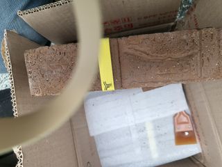 [신흥산업] 붙이는 벽돌 황토 파벽돌 230mm 45장,  욕실 인테리어 실내장식 셀프인테리어 — 4점을 준 리뷰어가 2023년 6월 올린 사용 사진