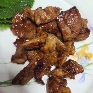 소담스퀘어 상암 통큰오리착한삼겹 1석3조수제양념돼지갈비 — 5점을 준 리뷰어가 2022년 12월 올린 사용 사진