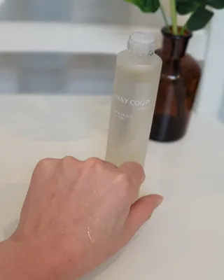 메이쿱 로우 소스 더 비건 에센스 100ml — 5점을 준 리뷰어가 2022년 4월 올린 사용 사진