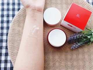 레드투래드 센서티브 슈퍼 크림 50ml — 5점을 준 리뷰어가 2021년 8월 올린 사용 사진