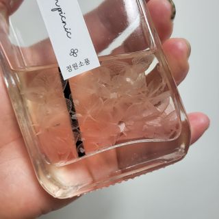 디어포레스트 쁘띠 플라워 디퓨저 시리즈 — 5점을 준 리뷰어가 2022년 12월 올린 사용 사진