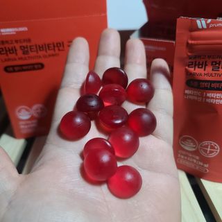 [푸름웰니스] 라바 멀티비타민 구미 36g — 5점을 준 리뷰어가 2022년 1월 올린 사용 사진