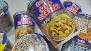 NISSIN 닛신 컵누들  4종 - 씨푸드오리지날, 씨푸드 스파이시, 씨푸드 커리, 씨푸드 XO소스 — 5점을 준 리뷰어가 2021년 12월 올린 사용 사진