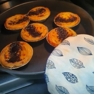 디앙뜨 포르투갈 에그타르트 오리지널 맛+패션후르츠+초콜릿타르트 맛 중 택1 — 5점을 준 리뷰어가 2021년 8월 올린 사용 사진
