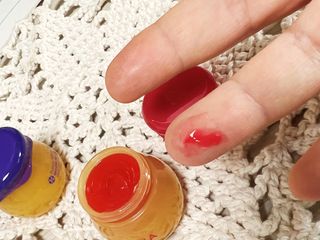 [후르디아] 올리브영 꿀과즙 립밤 2종 (블루베리/석류) — 5점을 준 리뷰어가 2022년 1월 올린 사용 사진