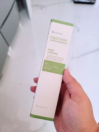 리더스코스메틱 리더스 퍼스트 샷 액티브 에센스 토닝 컨트롤 & 포어 컨트롤 — 5점을 준 리뷰어가 2021년 11월 올린 사용 사진