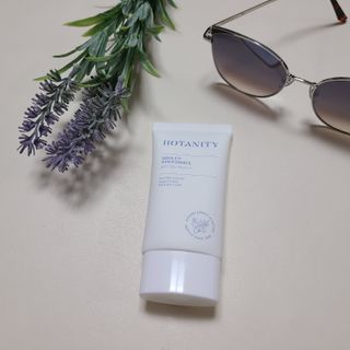 보타니티 촉촉수분자차 아쿠아핏 선 에센스 50ml + 보송톤업자차 징크 선 로션 50ml SPF50+ PA++++ (4/25) — 5점을 준 리뷰어가 2022년 4월 올린 사용 사진