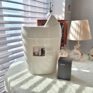 창신리빙 프랑코 바스 휴지통 7L — 5점을 준 리뷰어가 2022년 2월 올린 사용 사진