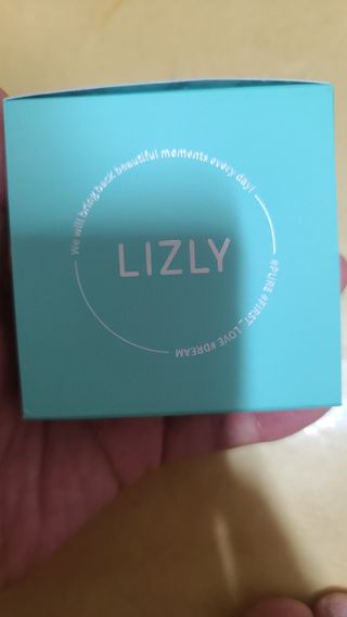 리즐리 씨슬릭 톤업 쿨링 쿠션 15g — 4점을 준 리뷰어가 2021년 7월 올린 사용 사진