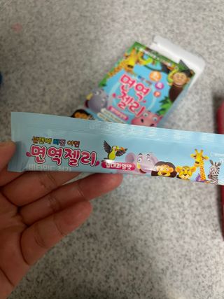 다나음 셀렌에 빠진 아연면역젤리 열대과일맛+사과맛 — 5점을 준 리뷰어가 2021년 3월 올린 사용 사진
