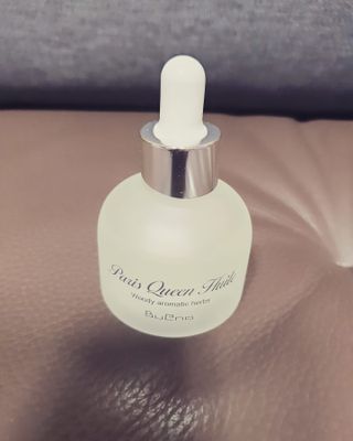 브에노 파리퀸 윌 페이스 오일 — 5점을 준 리뷰어가 2021년 6월 올린 사용 사진