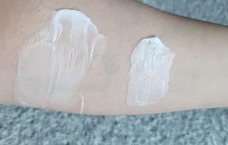 버텍스넘버원 버텍스 넘버원 햄프씨드오일 핸드밤, 바디크림 — 5점을 준 리뷰어가 2022년 3월 올린 사용 사진