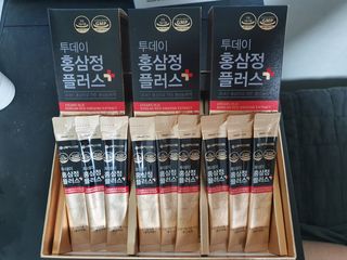 서울약사신협_투데이홍삼정플러스스틱_10g x 30포 — 5점을 준 리뷰어가 2021년 5월 올린 사용 사진