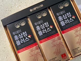 서울약사신협_투데이홍삼정플러스스틱_10g x 30포 — 5점을 준 리뷰어가 2021년 5월 올린 사용 사진