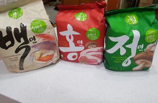 [풀무원] 자연은맛있다 정면, 백면, 홍면  세트 — 5점을 준 리뷰어가 2021년 4월 올린 사용 사진