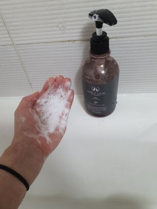 마리앤루이펫샴푸 [mari and louie pet shampoo] — 5점을 준 리뷰어가 2021년 5월 올린 사용 사진