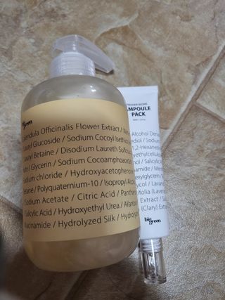 빅그린 카렌듈라(지성두피용)&시카(중건성두피용)탈모샴푸500ml-택1,빅그린 프리미어바이옴탈모앰플팩 60ml — 5점을 준 리뷰어가 2023년 1월 올린 사용 사진