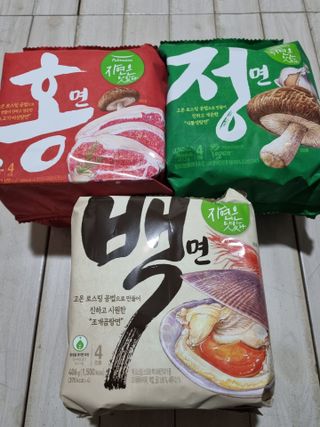 [풀무원] 자연은맛있다 정면, 백면, 홍면  세트 — 5점을 준 리뷰어가 2021년 4월 올린 사용 사진