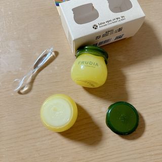 [후르디아] 유아부터 어른까지, 안심 아보카도 립밤 듀오 세트 — 5점을 준 리뷰어가 2024년 2월 올린 사용 사진