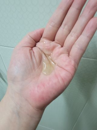 프리마인 메이크업과 들뜨는 각질까지 한방에 깐달걀로! 순하기까지한 셀베이스 그린티클렌저(200ml) — 3점을 준 리뷰어가 2023년 2월 올린 사용 사진