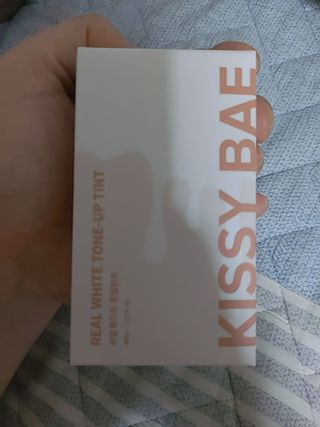 KISSY BAE 키시베이 키시베이 리얼화이트 톤업틴트 — 5점을 준 리뷰어가 2021년 9월 올린 사용 사진