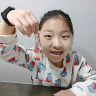 폭신 쫄깃 식감 로맨스, 몽키나나 젤리 8봉지 — 5점을 준 리뷰어가 2021년 3월 올린 사용 사진