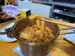 [푸딩팩토리] 요즘누들떡볶이540g + 매콤누들떡볶이 470g — 5점을 준 리뷰어가 2022년 9월 올린 사용 사진