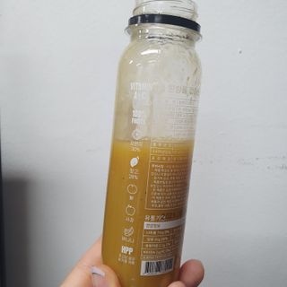BLENDY'S 핑크 스무디+블론디 스무디 — 5점을 준 리뷰어가 2021년 9월 올린 사용 사진