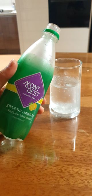 몽베스트 Montbest with Sparkling water Lemon OR Lime 20병(랜덤) — 5점을 준 리뷰어가 2022년 6월 올린 사용 사진