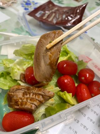 한끼통살 슬라이스 닭가슴살 — 5점을 준 리뷰어가 2023년 2월 올린 사용 사진