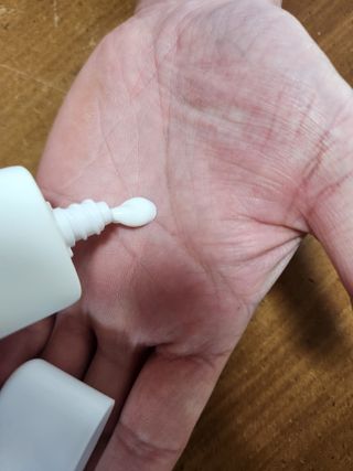바노바기 코스메틱 바노바기 밀크씨슬 리페어 시카 선스크린 플러스 50ml — 4점을 준 리뷰어가 2023년 2월 올린 사용 사진