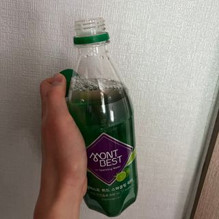 몽베스트 Montbest with Sparkling water Lime20병 — 3점을 준 리뷰어가 2022년 5월 올린 사용 사진