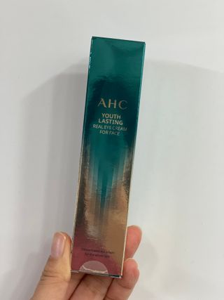 [NEW 탄력유턴 아이크림] AHC 유스 래스팅 리얼 아이크림 포 페이스 — 5점을 준 리뷰어가 2021년 3월 올린 사용 사진