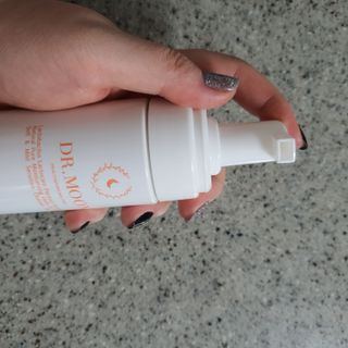 MF프리 [닥터문] 유산균 락토케어 질경초 여성청결제 200ml (폼타입) — 5점을 준 리뷰어가 2022년 7월 올린 사용 사진