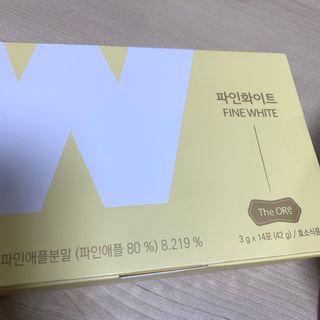 디오르 파인화이트 — 5점을 준 리뷰어가 2022년 2월 올린 사용 사진